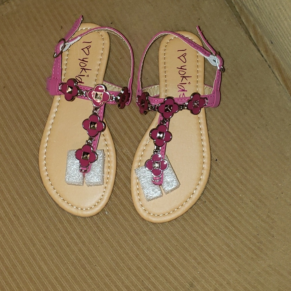 I Yo Kids Sandles :"Alice-K"